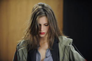 jeune-jolie