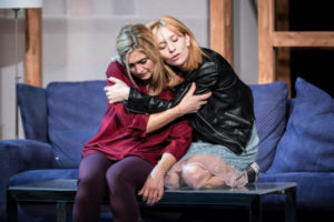 rabbit-hole-au-theatre-des-bouffes-parisiens